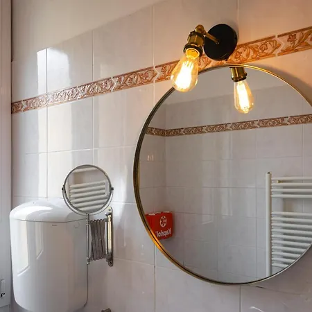 Apartman Cozy One Bedroom In Great Location Bologna